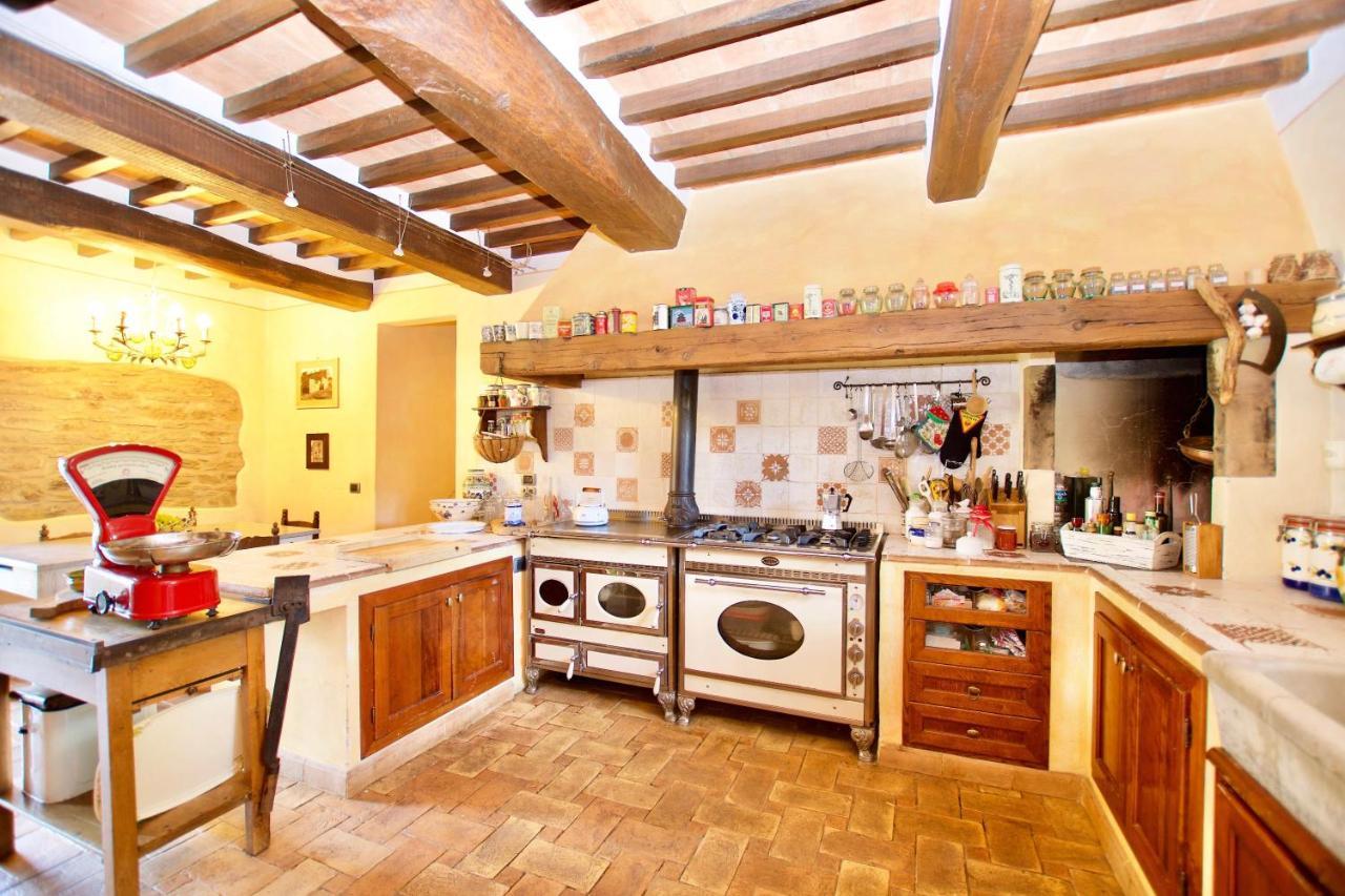 Hotel Borgo Solamore Cortona Exterior foto